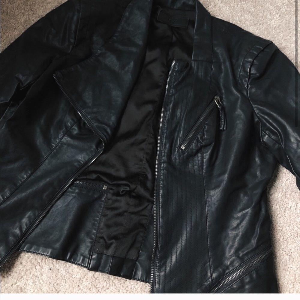 ✨HP✨Faux Leather Jacket✨ - Picture 10 of 10
